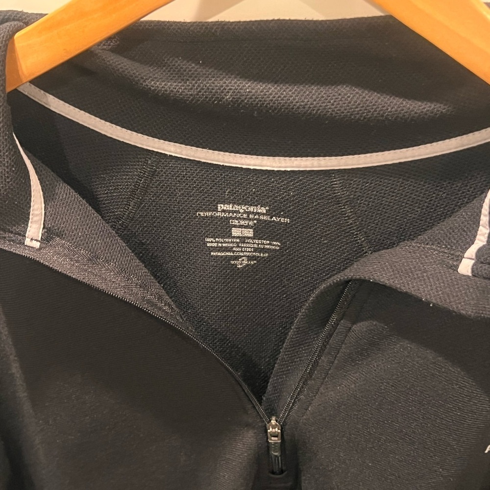 Patagonia Men's Capilene® Midweight Zip-Neck Pullover - Picture 4 of 7